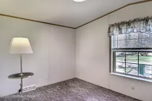 211 Jen St, East Stroudsburg, PA 18301 - Photo 17