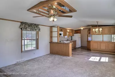  211 Jen Street, East Stroudsburg, PA 18301 - Photo 9