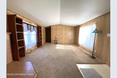  538 Creek Court, Stroudsburg, PA 18360 - Photo 5