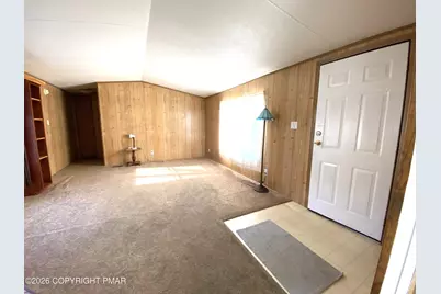  538 Creek Court, Stroudsburg, PA 18360 - Photo 3