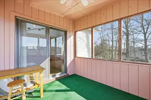 110 Bexhill Ct, Bushkill, PA 18324 - Photo 29