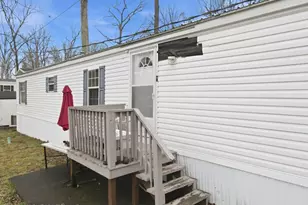 180 Bartion Ct, Bartonsville, PA 18321 - Photo 41