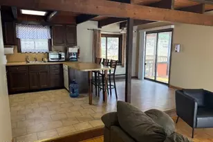 141 Mansfield Ct, Bushkill, PA 18324 - Photo 5