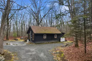 1596 Rt 590, Hawley, PA 18428 - Photo 37