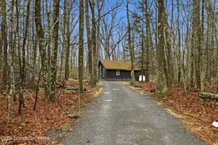 1596 Rt 590, Hawley, PA 18428 - Photo 25