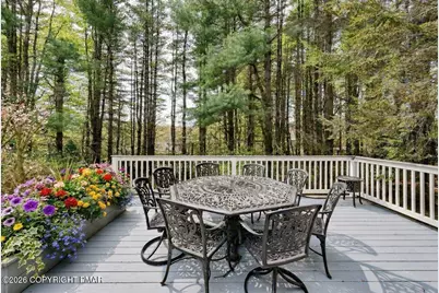  321 Evergreen Drive, Stroudsburg, PA 18360 - Photo 13