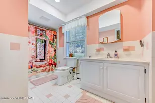 321 Evergreen Dr, Stroudsburg, PA 18360 - Photo 57