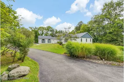  30 Briarleigh Drive, East Stroudsburg, PA 18301 - Photo 5