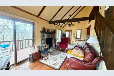  127 Dorchester Drive, Bushkill, PA 18324 - Photo 17