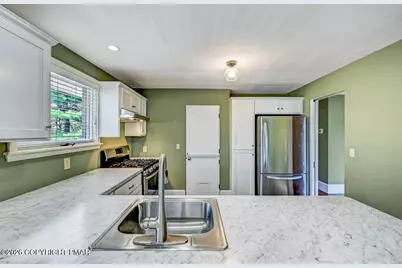  296 E Broad Street, East Stroudsburg, PA 18301 - Photo 23