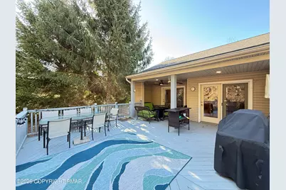  237 Longview Drive, Lake Harmony, PA 18624 - Photo 23