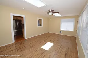 1230 Grand Mesa Dr, Effort, PA 18330 - Photo 9