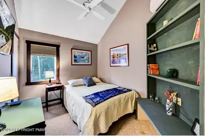  1065 Crestwoods Drive, Pocono Pines, PA 18350 - Photo 15