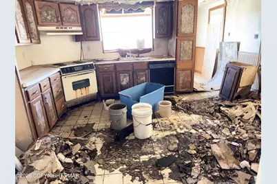  523 E Abbott Street, Lansford, PA 18232 - Photo 9