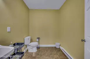 958 Arrowhead Dr, Pocono Lake, PA 18347 - Photo 17