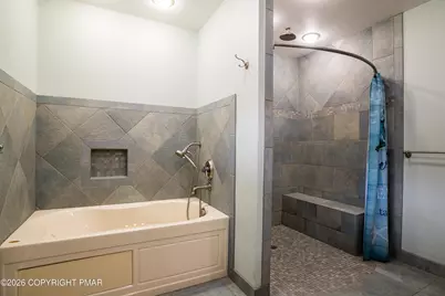  4043 Manor Drive, Effort, PA 18330 - Photo 25