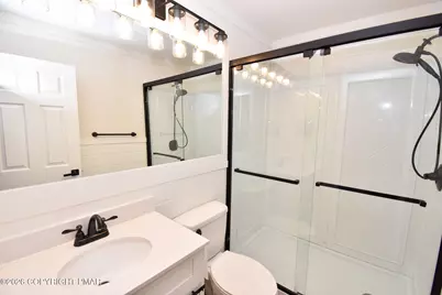  347 Country Place Drive, Tobyhanna, PA 18466 - Photo 11