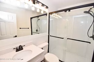 347 Country Pl Dr, Tobyhanna, PA 18466 - Photo 11