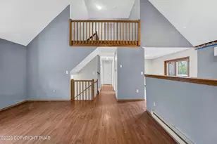 109 Summerton Cir, East Stroudsburg, PA 18301 - Photo 9