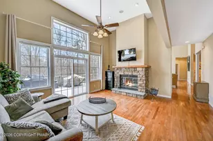 102 Pine Needle Ln, Pocono Pines, PA 18350 - Photo 7