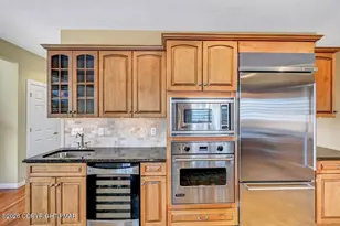 102 Pine Needle Ln, Pocono Pines, PA 18350 - Photo 9