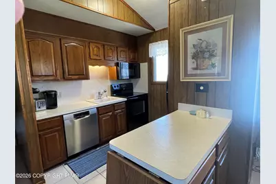  141 Big Bass Drive # C510, Covington Township, PA 18424 - Photo 5