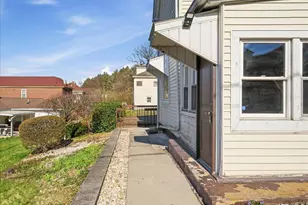 115 Spruce St, Nesquehoning, PA 18240 - Photo 5