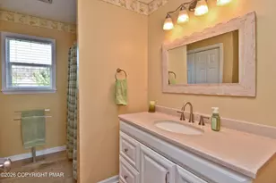 624 Marion Ln, Brodheadsville, PA 18322 - Photo 21