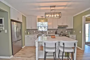 624 Marion Ln, Brodheadsville, PA 18322 - Photo 13