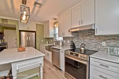  624 Marion Lane, Brodheadsville, PA 18322 - Photo 11