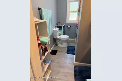  501 Pennsylvania Avenue, Portland, PA 18343 - Photo 37