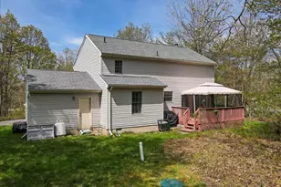 3310 Black Cherry Ct, Long Pond, PA 18334 - Photo 51