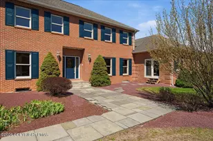 2506 Red Fox Ln, Stroudsburg, PA 18360 - Photo 3