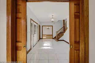 2506 Red Fox Ln, Stroudsburg, PA 18360 - Photo 17