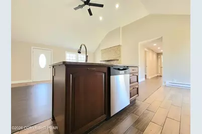  867 Underwood Road, East Stroudsburg, PA 18302 - Photo 5