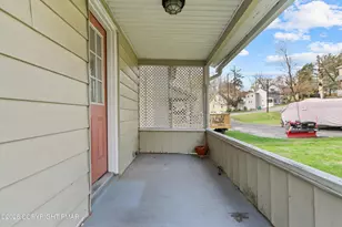 605 Wallace St, Stroudsburg, PA 18360 - Photo 25