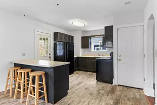 605 Wallace St, Stroudsburg, PA 18360 - Photo 11