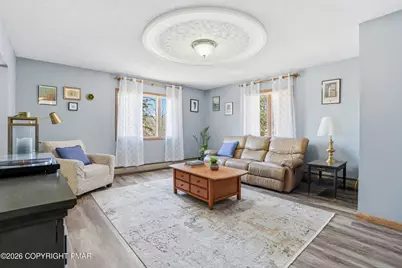  304 Drinker Turnpike, Covington Township, PA 18424 - Photo 9