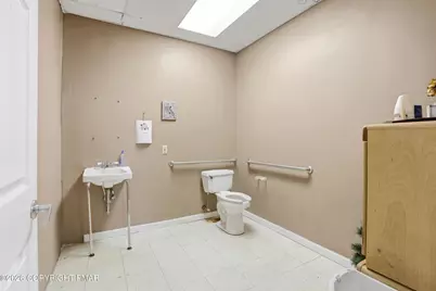  304 Drinker Turnpike, Covington Township, PA 18424 - Photo 49