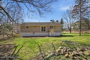 2114 Wild Cherry Ln, Tobyhanna, PA 18466 - Photo 31