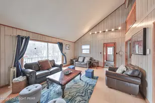 321 Clubhouse Dr, East Stroudsburg, PA 18302 - Photo 27