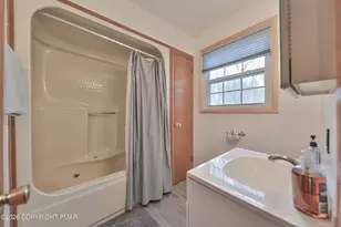 321 Clubhouse Dr, East Stroudsburg, PA 18302 - Photo 43
