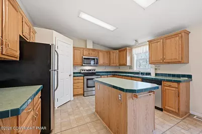  3124 Bluebird Drive, Bushkill, PA 18324 - Photo 7