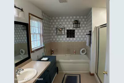  215 Dryden Road, Stroudsburg, PA 18360 - Photo 21