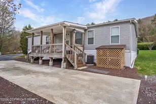 530 W Sunset Rd, Lehighton, PA 18235 - Photo 13