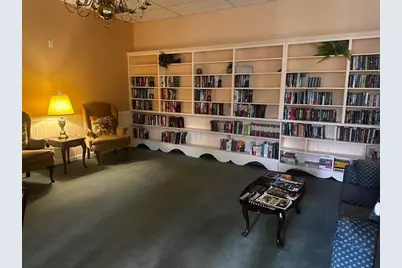  3 Village Circle #APT 304, Stroudsburg, PA 18360 - Photo 5