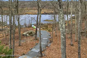 290 W Lakeview Rd, Lackawaxen, PA 18435 - Photo 65