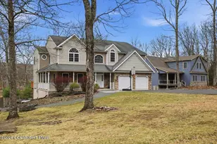 290 W Lakeview Rd, Lackawaxen, PA 18435 - Photo 57