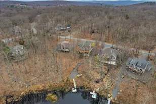 290 W Lakeview Rd, Lackawaxen, PA 18435 - Photo 77