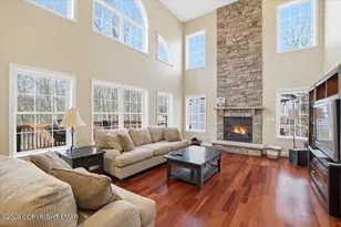 290 W Lakeview Rd, Lackawaxen, PA 18435 - Photo 21